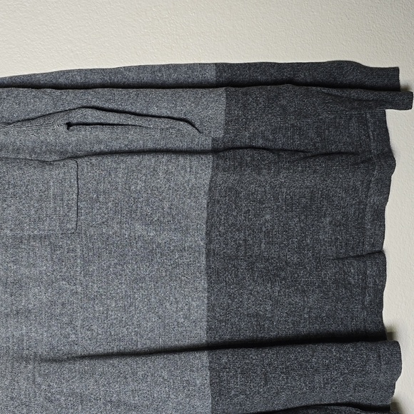 Commerce  gradient crewneck sweater size L NWT. - Picture 3 of 8